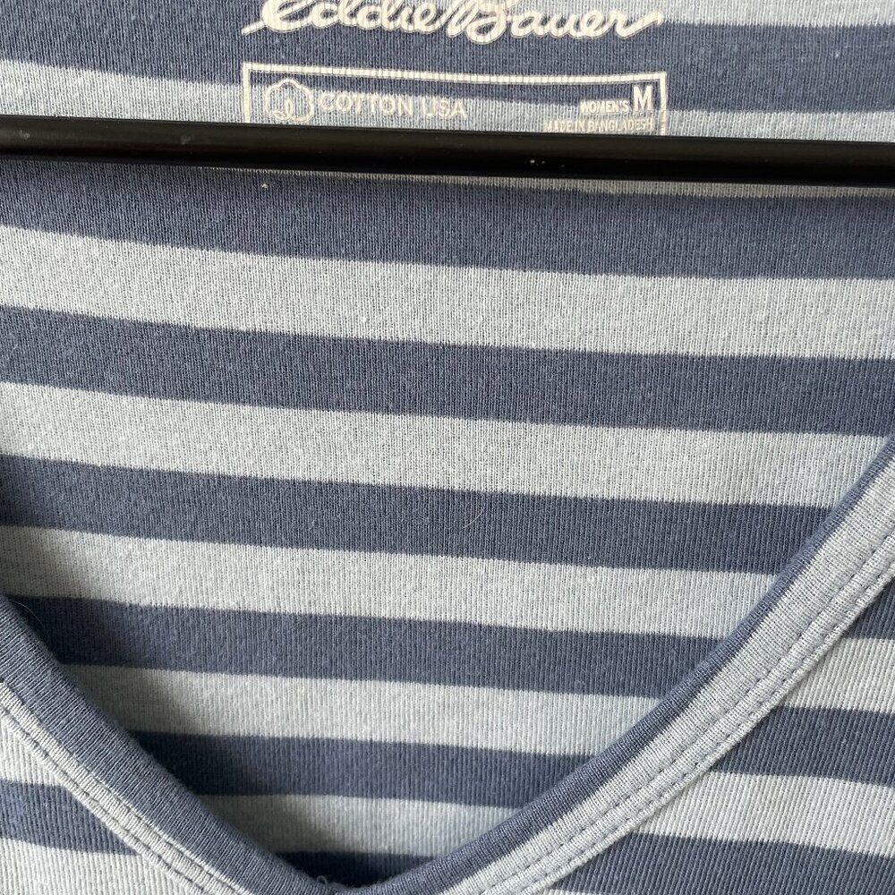 Women's Eddie Bauer Vneck Tank - Picture 5 of 6